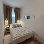 Perla Alba Apartment *