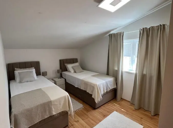 Perla Alba דירה *