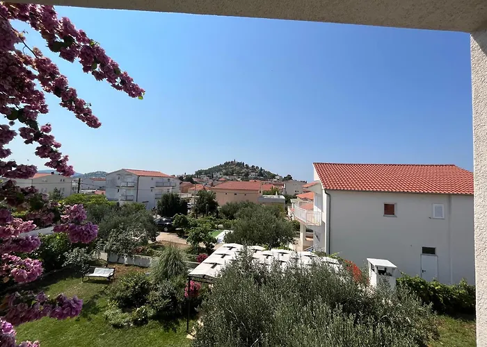 Apartment Perla Alba *